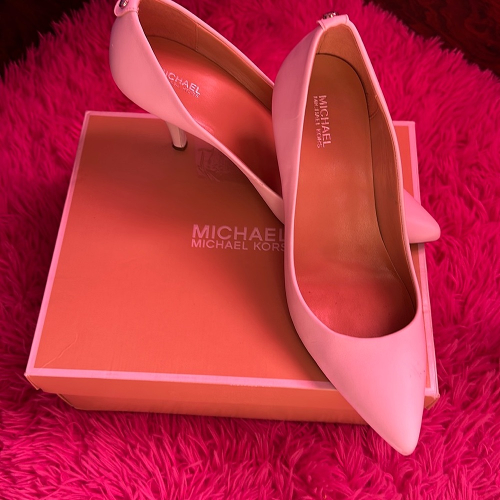 Women shoes
